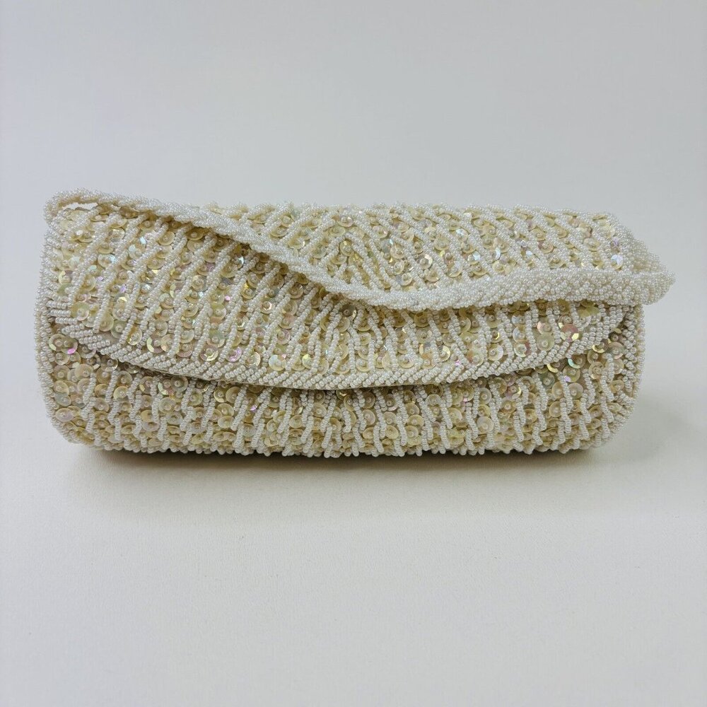 La Regale Ltd. Vintage Off White Beaded Strap Clutch Evening Oblong Handbag